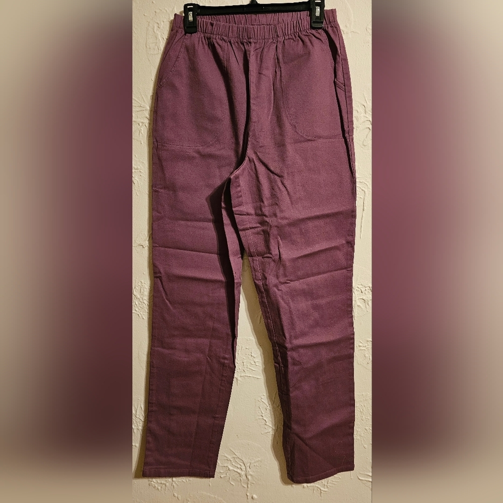 D&Co. Pull On Pants Straight Leg MT Purple New
